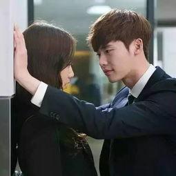 沈总的贴身保镖 互换人生总裁也要来打工,总裁变保镖，沈总贴身保镖逆袭人生